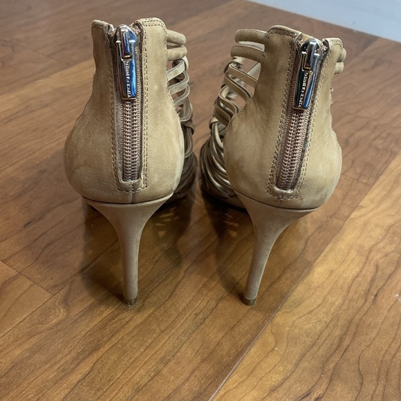Vince Camuto Women's Tan Joshalan Strappy Cage High Heel Back Zip Sandal 7 1/2 - Picture 2 of 7